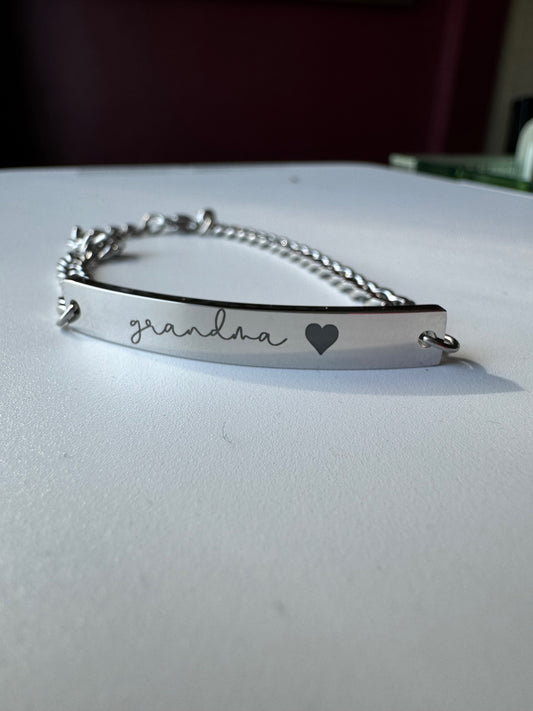 Engraved Custom Curved Bar Chain Bracelet